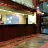 Отель Oxford Suites Portland - Gladstone, фото 1