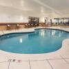 Отель Holiday Inn Express Suites Zanesville North, фото 12