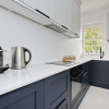 Отель Perfect Pied-a-terre in Clapham by Underthedoormat, фото 8