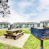 Отель Village of Four Seasons Condo w/ Lake Access, фото 14