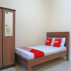 Отель OYO 91762 Green Home Stay Syariah, фото 14