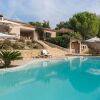 Отель South French Air Conditioned Villa With Heated Pool And Panoramic Views, фото 1
