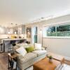 Отель Madison Park Seattle with Outdoor Private Garden and Grill 1BR 1BA, фото 9