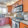 Отель Lovely Tustin Home w/ Outdoor Kitchen: 3 Mi to Zoo, фото 5