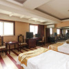Отель 999 Business Hotel, фото 1