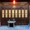 Отель Yupingge·Long history Viewing Huizhou Design Homestay (Hongcun Pingshan Scenic Area), фото 14