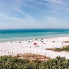 Отель Siesta Breakers Penthouse on the Beach, фото 21