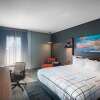 Отель La Quinta Inn & Suites by Wyndham Oxford, фото 14