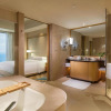 Отель DoubleTree by Hilton Hotel Xiamen - Wuyuan Bay, фото 11