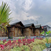 Отель OYO 90225 Rumah Bambu Trawas syariah, фото 1