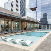 Отель Austin Captivating 1BD 1BA 2nd Street District Apartment, фото 18