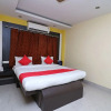 Отель Oyo 18409 Hotel Sun City, фото 7