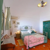 Отель Casa Elena - In the Center of Praiano Parking Panoramic Hot tub, фото 2