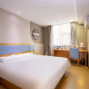 Отель Home Inns Hotel Neo (Zhongshan No. 1 Hospital, Dongshankou Subway Station, Guangzhou), фото 3