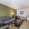Отель Econo Lodge Inn & Suites, фото 9