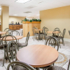 Отель Clarion Inn & Suites University Center, фото 28
