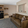 Отель Days Inn & Suites by Wyndham Duluth by the Mall, фото 3
