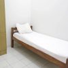 Отель OYO Life 92925 Kost Bu Mala 2 Syariah, фото 4