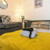 Отель Cosy House - 7 minutes drive to City Centre - Fast Wifi, Smart TV with Netflix, Free Parking and Pri, фото 7
