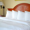 Отель Country Inn & Suites by Radisson, Charlotte/Matthews, NC, фото 16