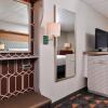 Отель Holiday Inn Hotel & Suites Rochester - Marketplace, an IHG Hotel, фото 23