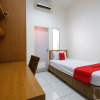 Отель RedDoorz Plus near Simpang Lima, фото 4