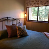 Отель Mountain Pine Cabin - Sleeps 6 - Pet Friendly, фото 19