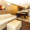 Отель Microtel Inn & Suites By Wyndham Whitecourt, фото 3