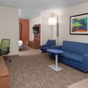 Отель Holiday Inn Express & Suites Interstate 90, an IHG Hotel, фото 38