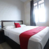 Отель RedDoorz Plus @ Tanjung Uncang Batam, фото 5