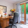 Отель Beautiful, Quiet 3BR in Posh Kitsilano, фото 11