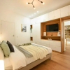 Отель GOLDEN LEAF - Stunning Central 1BR Apt, фото 7