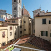 Отель Charming 2bed Apt Overlooking Duomo, фото 10