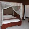 Отель Room in B&B - Amahoro Guest House - Queen Room, фото 4