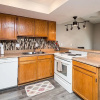 Отель South Scottsdale Townhome - 2 Bedroom, фото 7