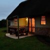 Отель PheZulu Safari Lodge, фото 15