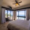 Отель Diamante Beachfront Suites, фото 3