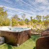 Отель Bear Bridge by Avantstay Hilltop Haven in Temecula w/ Views, Putting Green & Hot Tub, фото 10