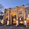 Отель Central 2 Bedroom Property in Marble Arch в Лондоне
