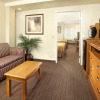 Отель Anaheim Desert Inn & Suites, фото 4