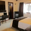 Отель Serenity Suites, фото 4