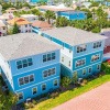 Отель Beach Escape One - Luxury Townhome, фото 21