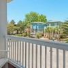 Отель Blue Mountain Beach - Sleeps 12 - Steps From Pool, фото 7