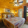 Отель A Wolf's Den Gatlinburg, фото 3