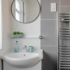 Отель Room in Guest Room - Apple House Wembley - Family Room With Shared Bathroom, фото 8