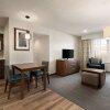 Отель Homewood Suites by Hilton Greensboro, фото 7