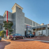 Отель Oyo Townhouse Dallas Park Central Galleria, фото 1