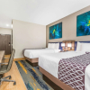 Отель La Quinta Inn & Suites by Wyndham Galveston West Seawall, фото 11