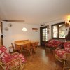Отель ALTIDO Rustic Apt for 4 with Parking Nearby Ski Lifts, фото 7