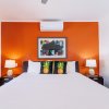 Отель Golfcourse Tropical Guest House Private Pool in Tierra del Sol! в Ноорде